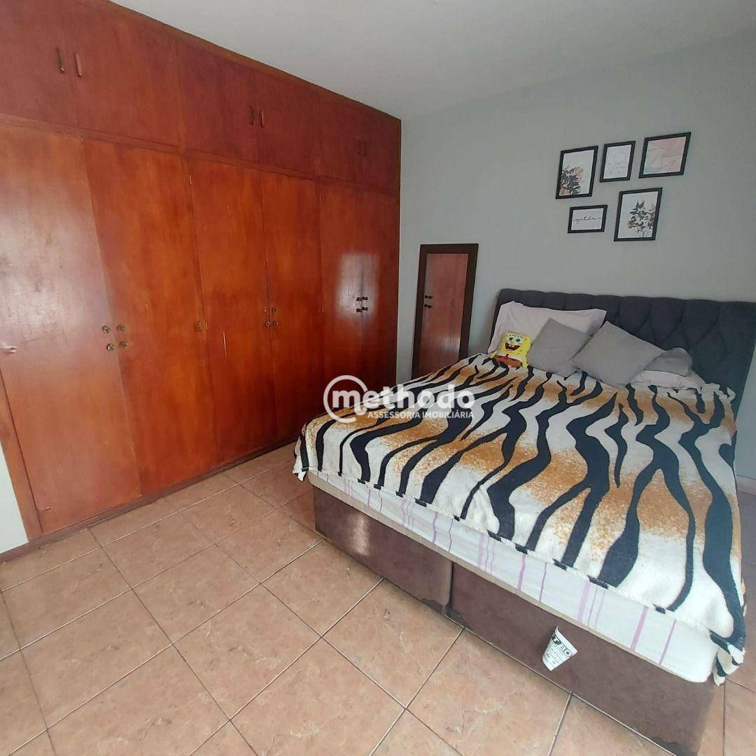 Casa à venda com 3 quartos, 200m² - Foto 14