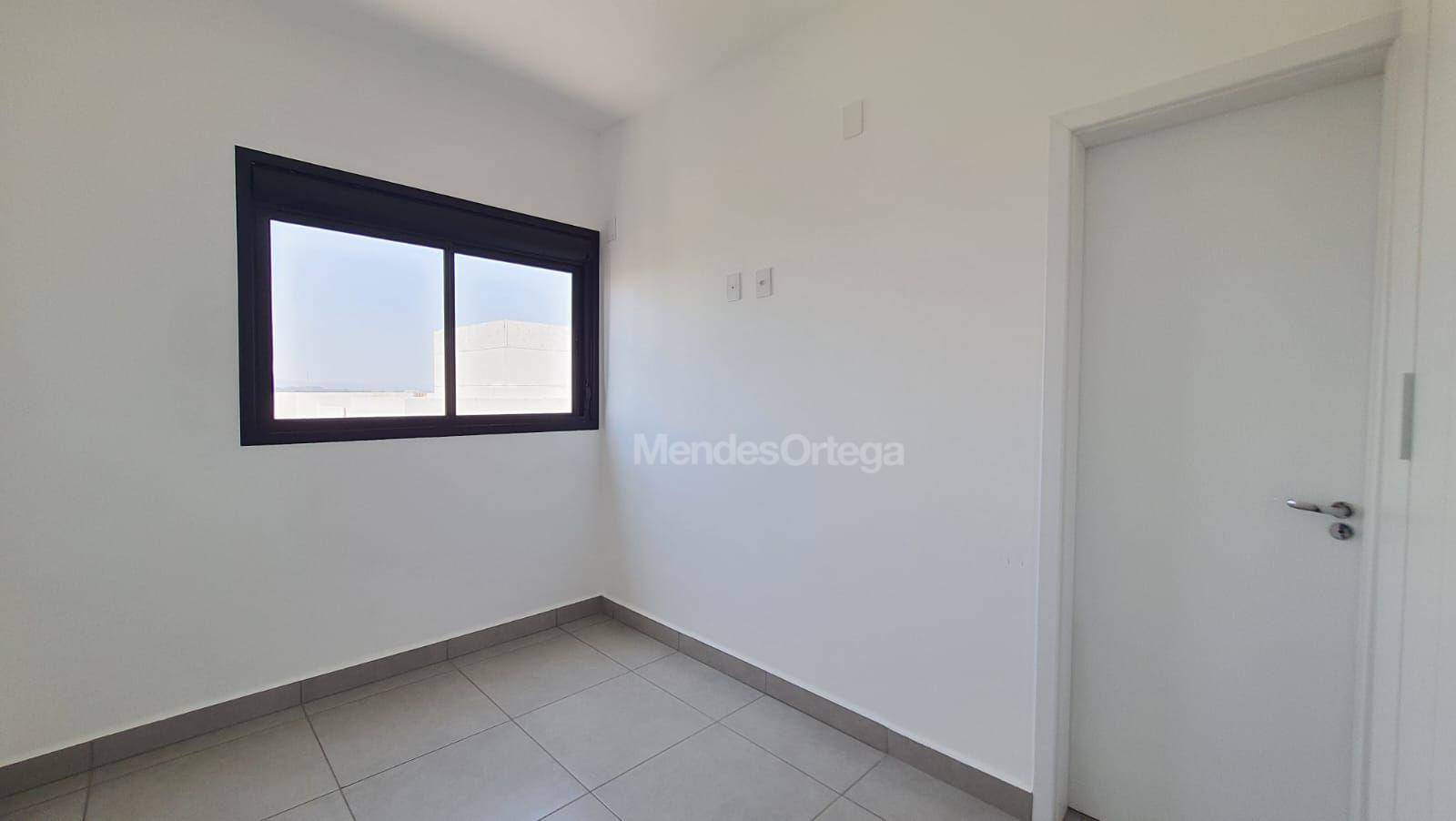 Apartamento para alugar com 3 quartos, 125m² - Foto 11