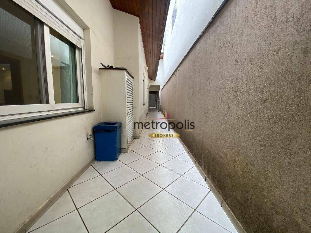 Sobrado à venda com 3 quartos, 317m² - Foto 42