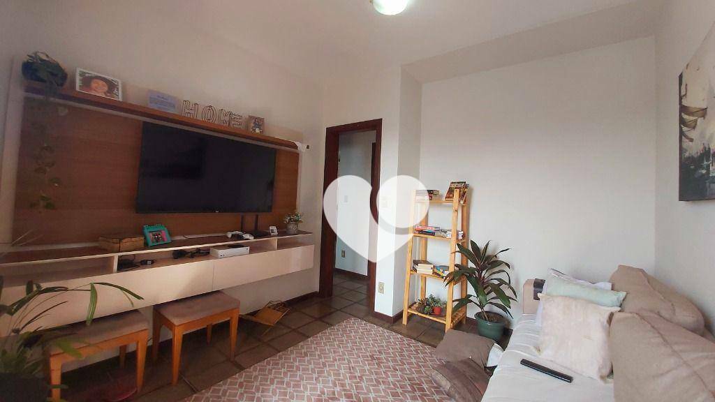 Apartamento à venda com 3 quartos, 110m² - Foto 8