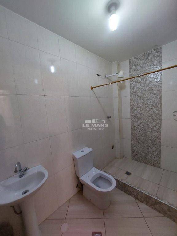 Casa à venda com 5 quartos, 240m² - Foto 21