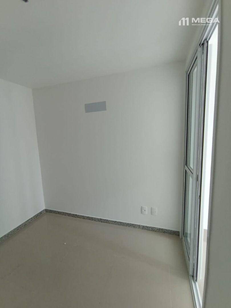 Apartamento à venda com 3 quartos, 72m² - Foto 3