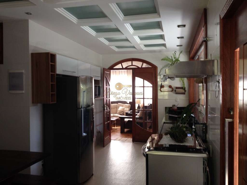 Casa à venda com 5 quartos, 271m² - Foto 19
