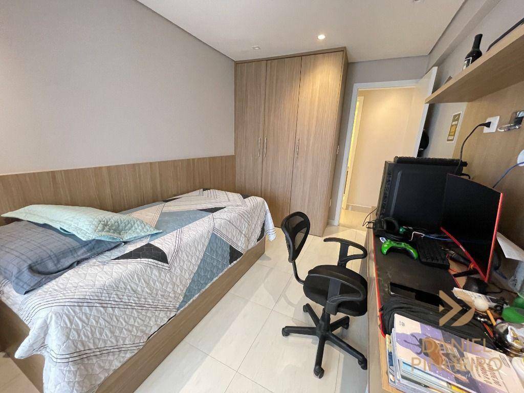 Apartamento à venda com 3 quartos, 119m² - Foto 35