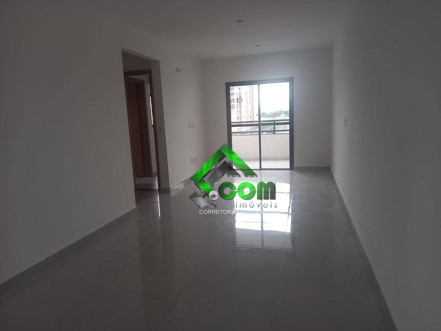 Apartamento à venda com 2 quartos, 60m² - Foto 2