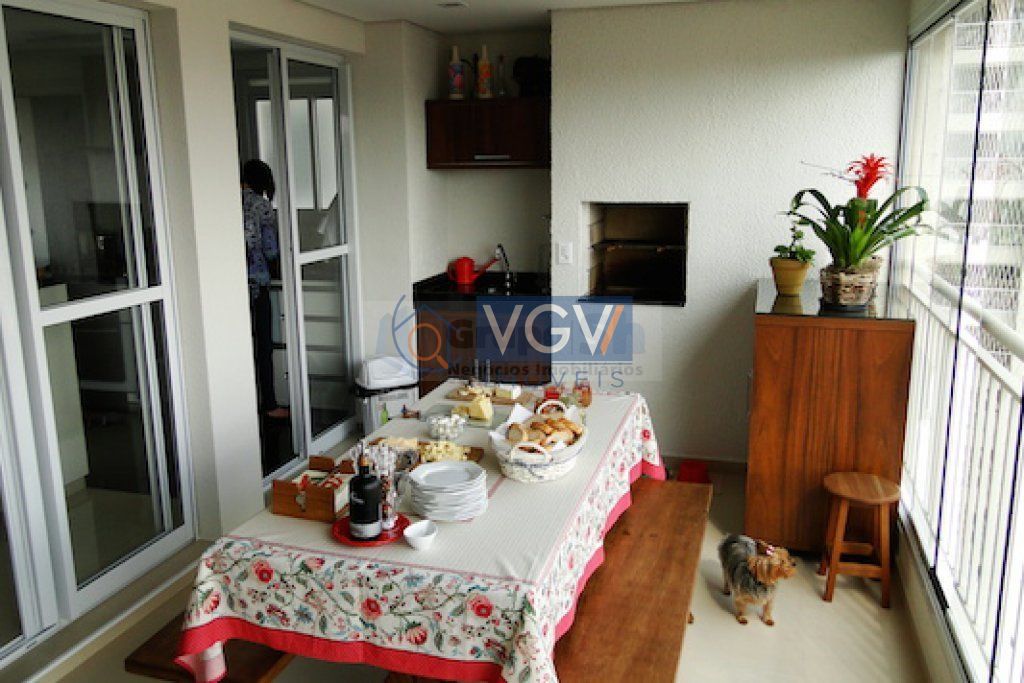 Apartamento à venda com 3 quartos, 122m² - Foto 4