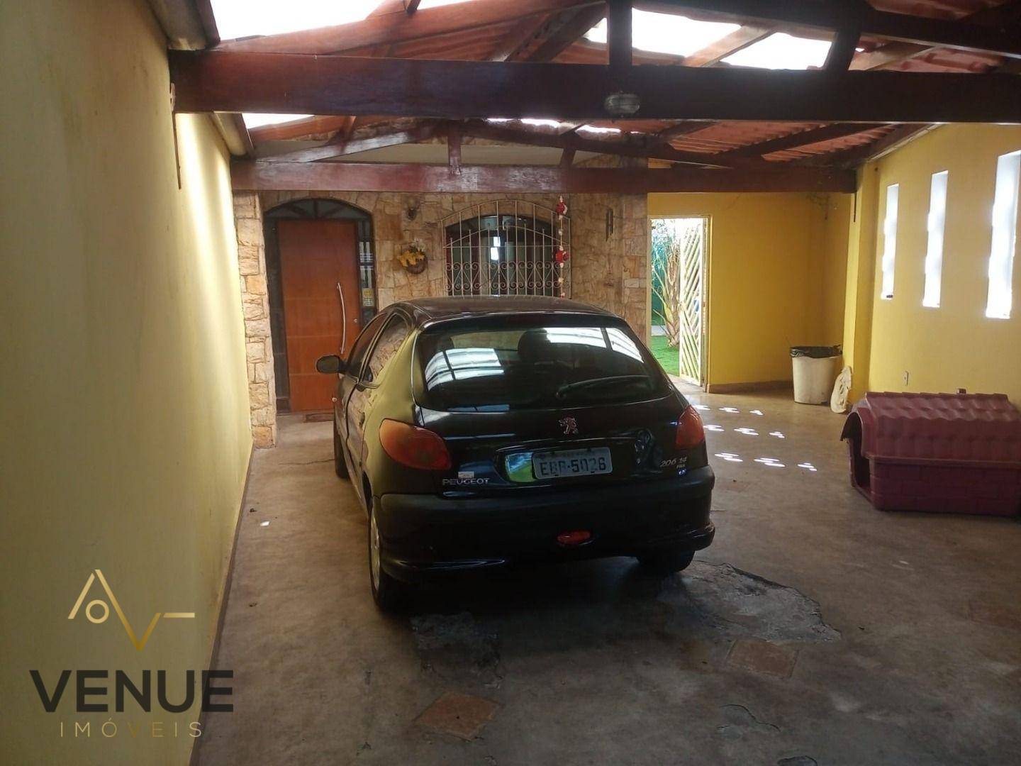 Sobrado à venda com 4 quartos, 220m² - Foto 4