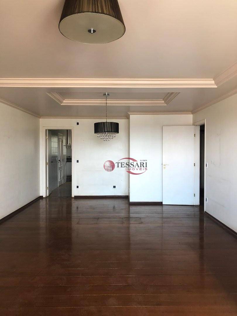 Apartamento à venda com 3 quartos, 135m² - Foto 3