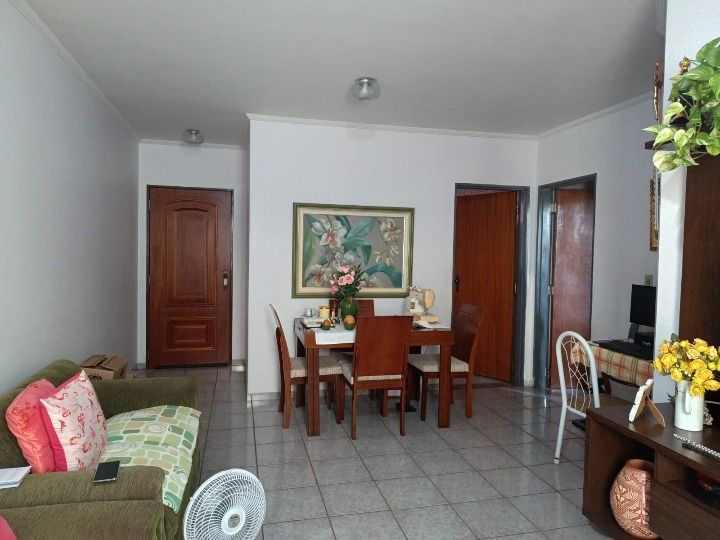 Apartamento à venda com 3 quartos, 71m² - Foto 1