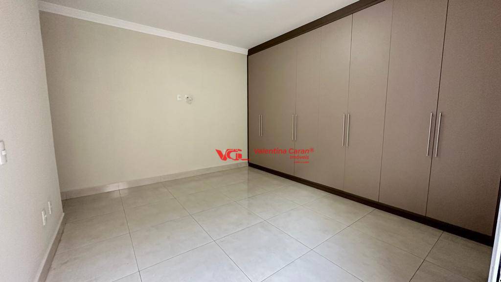 Casa de Condomínio para alugar com 3 quartos, 189m² - Foto 14