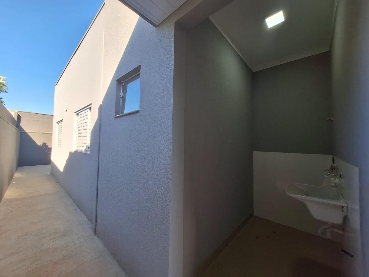 Casa à venda com 2 quartos, 105m² - Foto 12