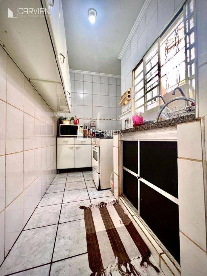 Casa à venda com 2 quartos, 80m² - Foto 29