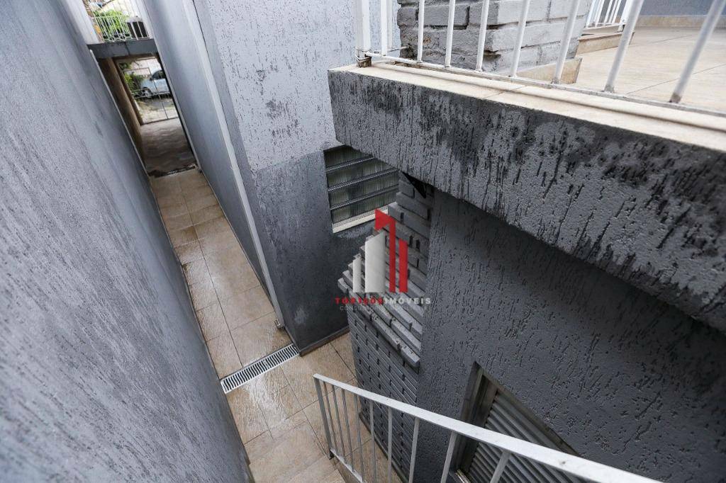 Sobrado à venda com 3 quartos, 200m² - Foto 28