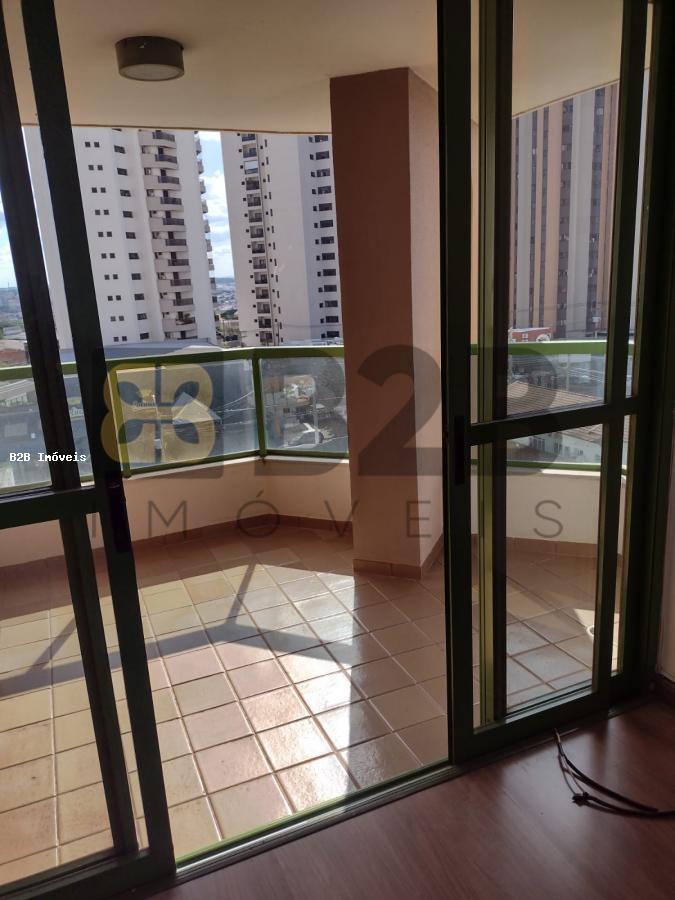 Apartamento à venda com 3 quartos, 128m² - Foto 5