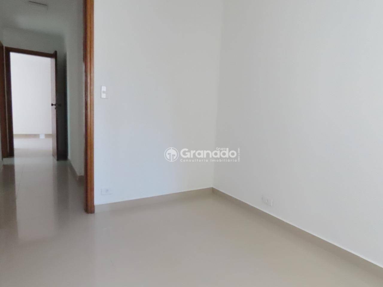 Apartamento à venda com 3 quartos, 98m² - Foto 14