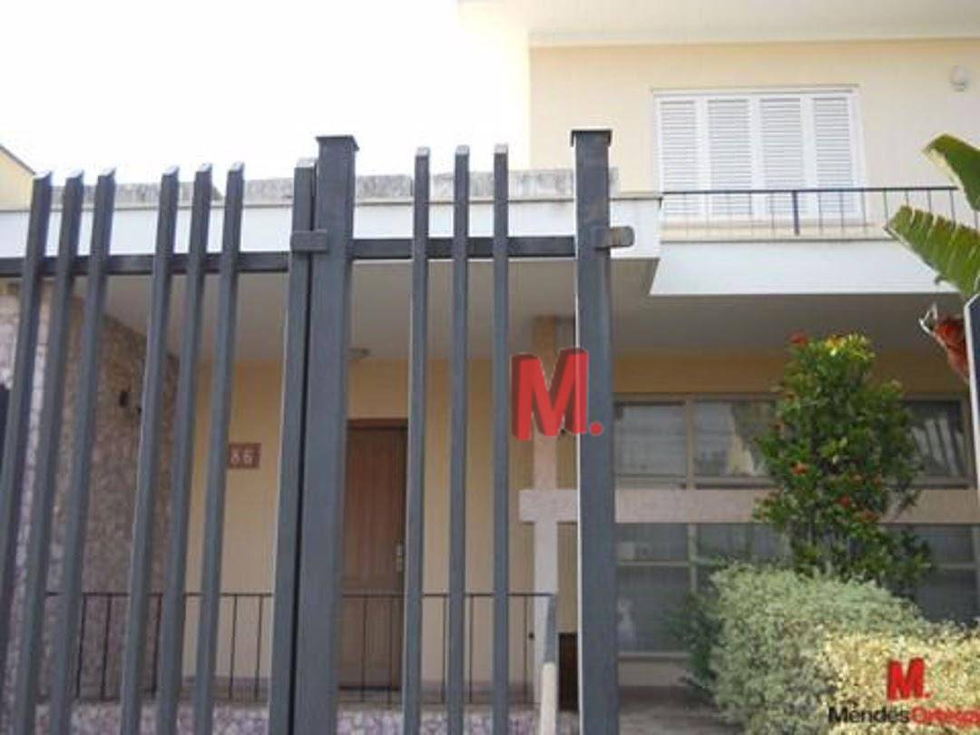 Casa à venda com 5 quartos, 550m² - Foto 2