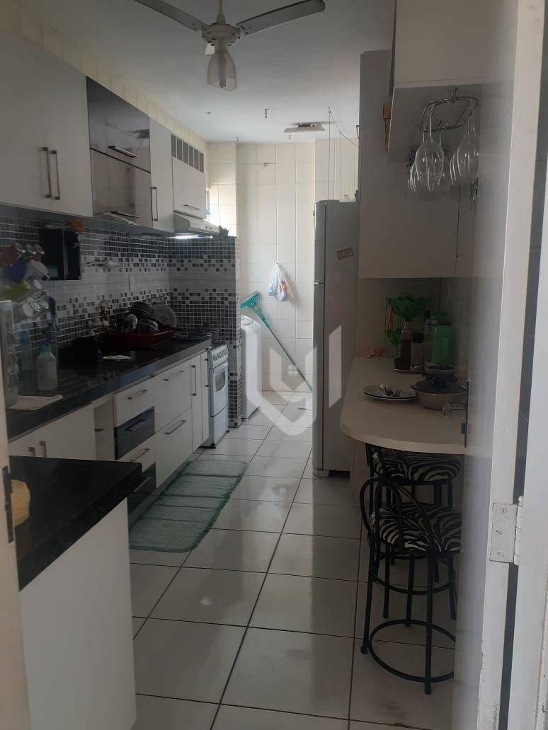 Apartamento à venda com 2 quartos, 135m² - Foto 4