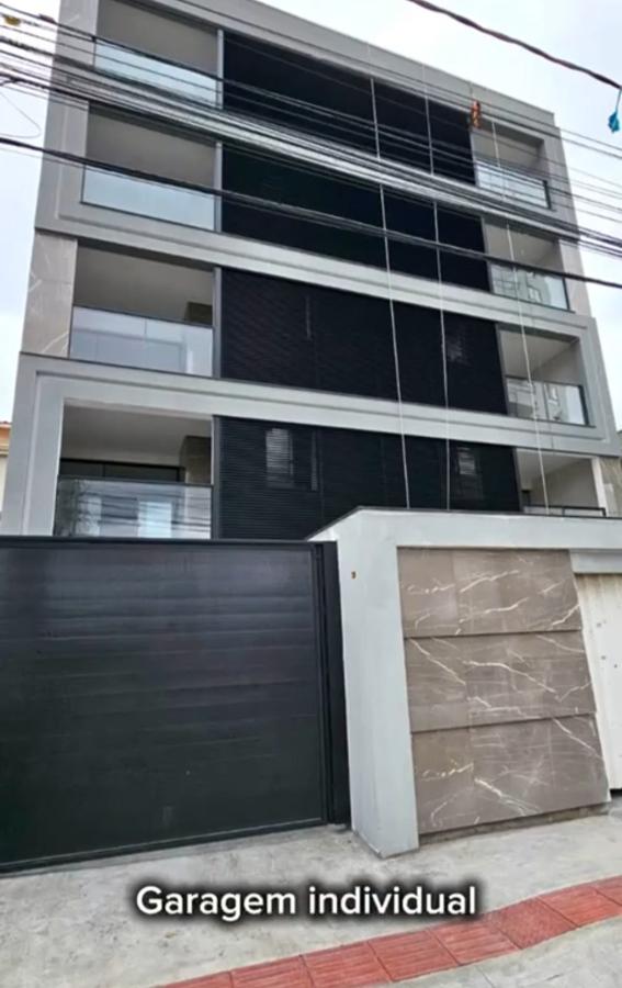 Apartamento à venda com 2 quartos, 73m² - Foto 1