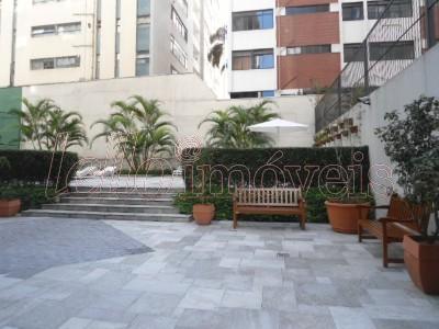 Apartamento para alugar com 4 quartos, 170m² - Foto 28