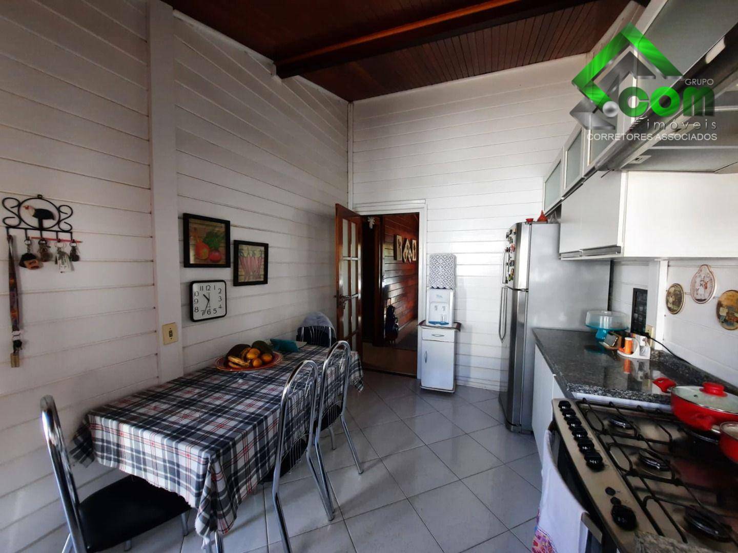 Casa à venda com 3 quartos, 150m² - Foto 2