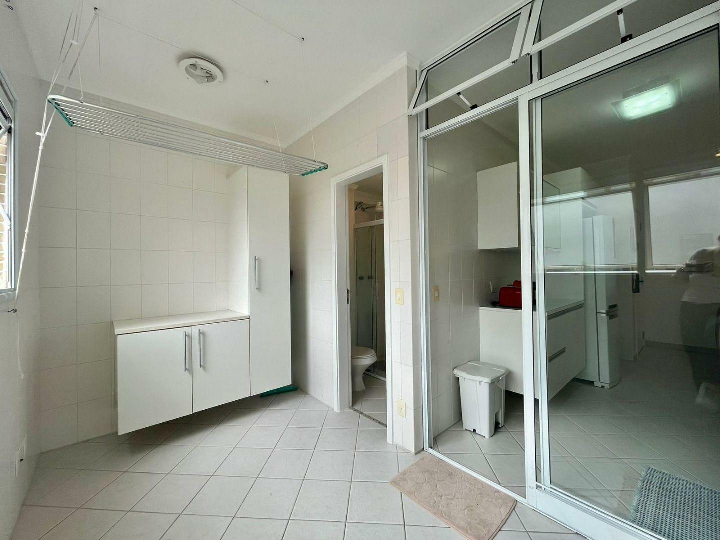 Apartamento à venda com 3 quartos, 131m² - Foto 33