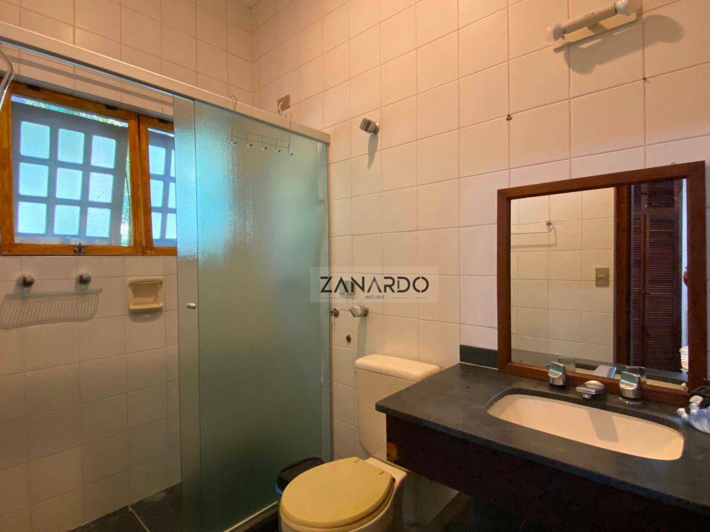 Casa de Condomínio à venda com 4 quartos, 700m² - Foto 16