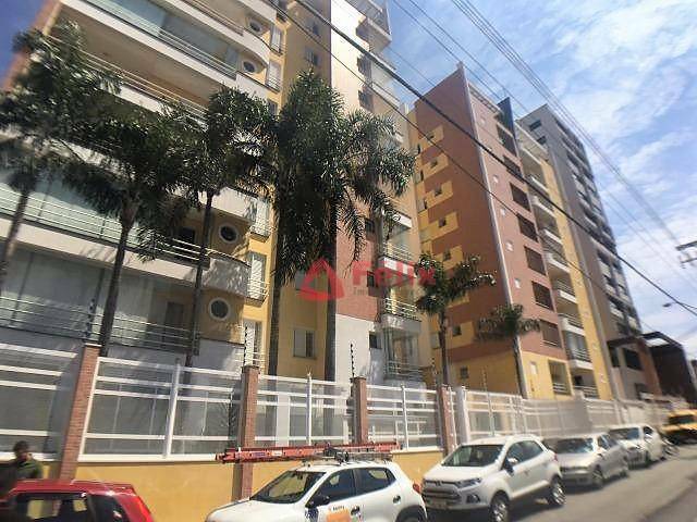 Apartamento à venda com 4 quartos, 200m² - Foto 34