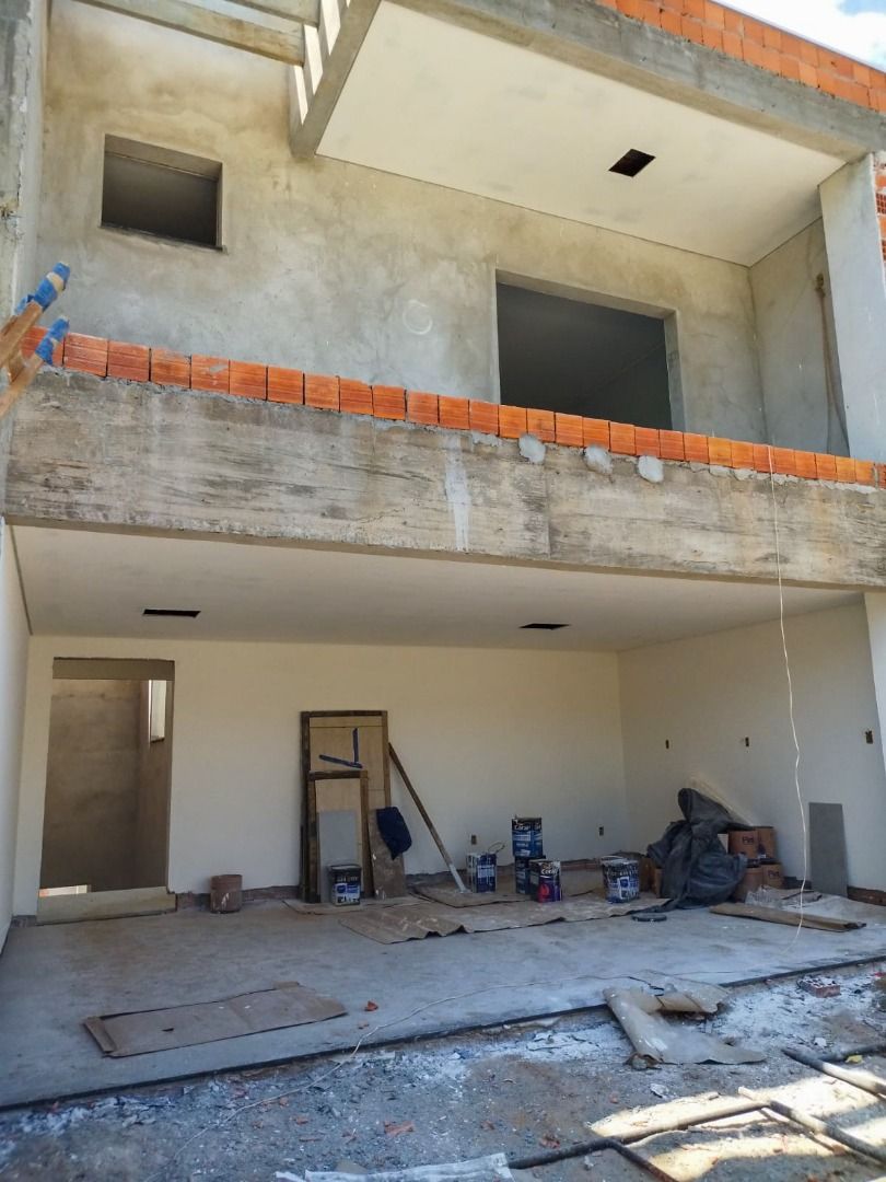 Sobrado à venda com 3 quartos, 200m² - Foto 3