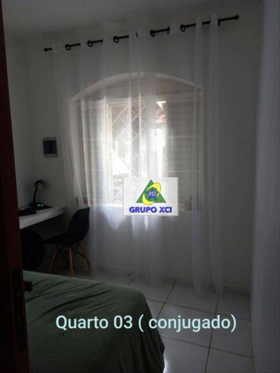 Casa à venda com 4 quartos, 300m² - Foto 9