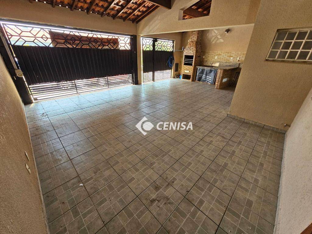 Casa à venda com 3 quartos, 140m² - Foto 3