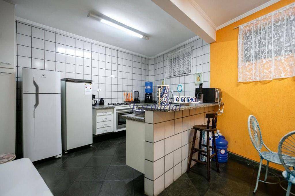 Sobrado à venda com 3 quartos, 220m² - Foto 4