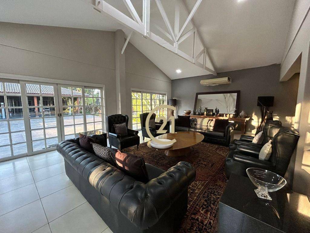 Chácara à venda com 7 quartos, 1500m² - Foto 8