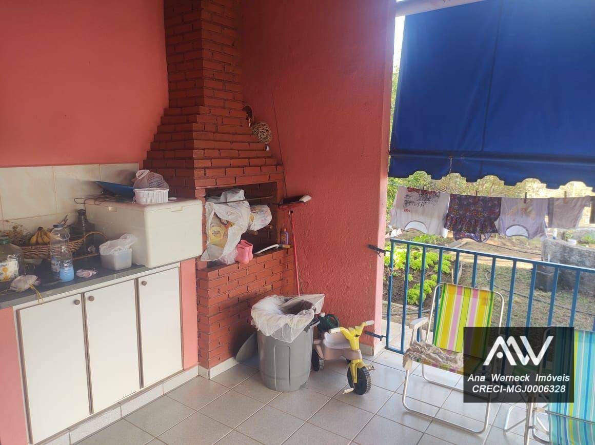 Chácara à venda com 6 quartos, 200m² - Foto 15