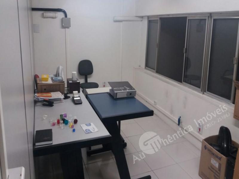 Prédio Inteiro para alugar, 640m² - Foto 15