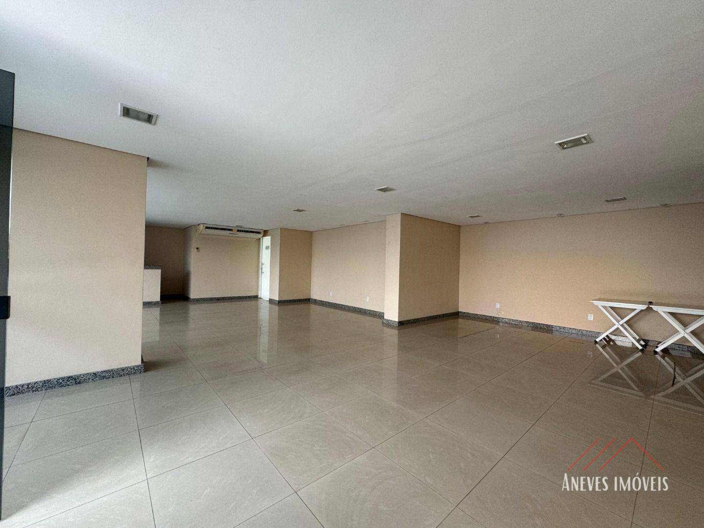 Apartamento à venda com 4 quartos, 205m² - Foto 3