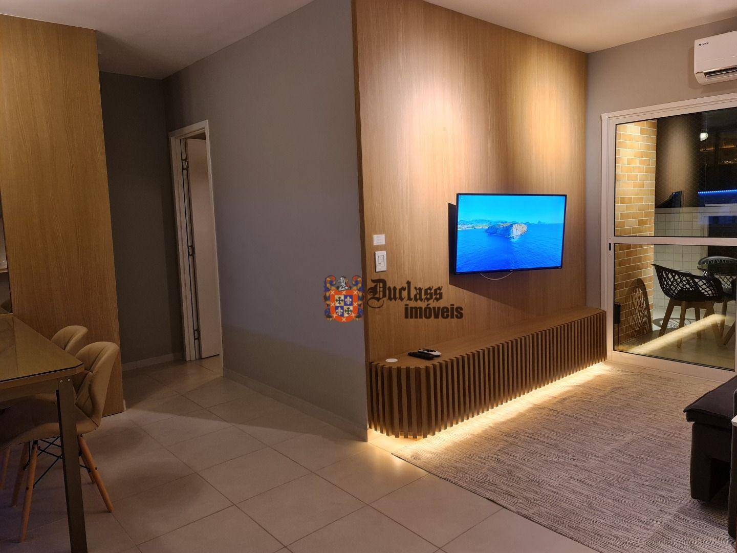 Apartamento à venda com 2 quartos, 77m² - Foto 3