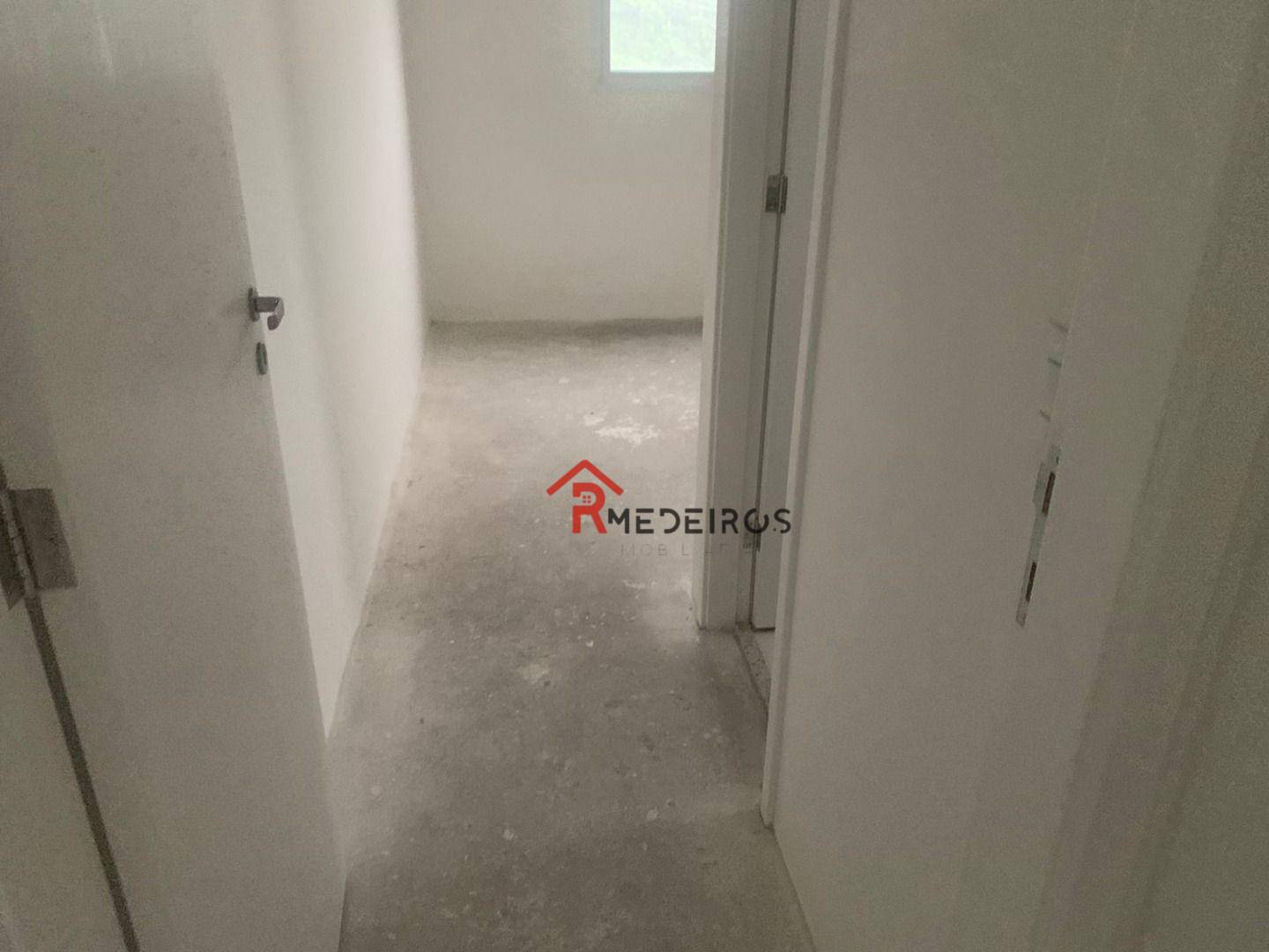 Apartamento à venda com 2 quartos, 66m² - Foto 12