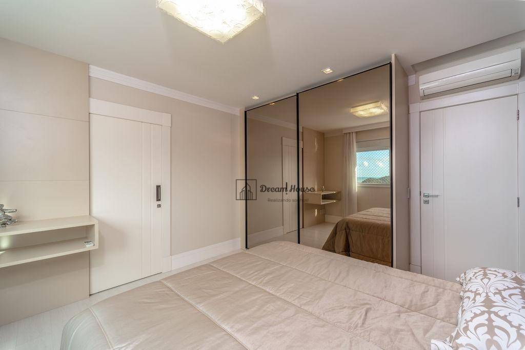 Apartamento à venda com 4 quartos, 287m² - Foto 25