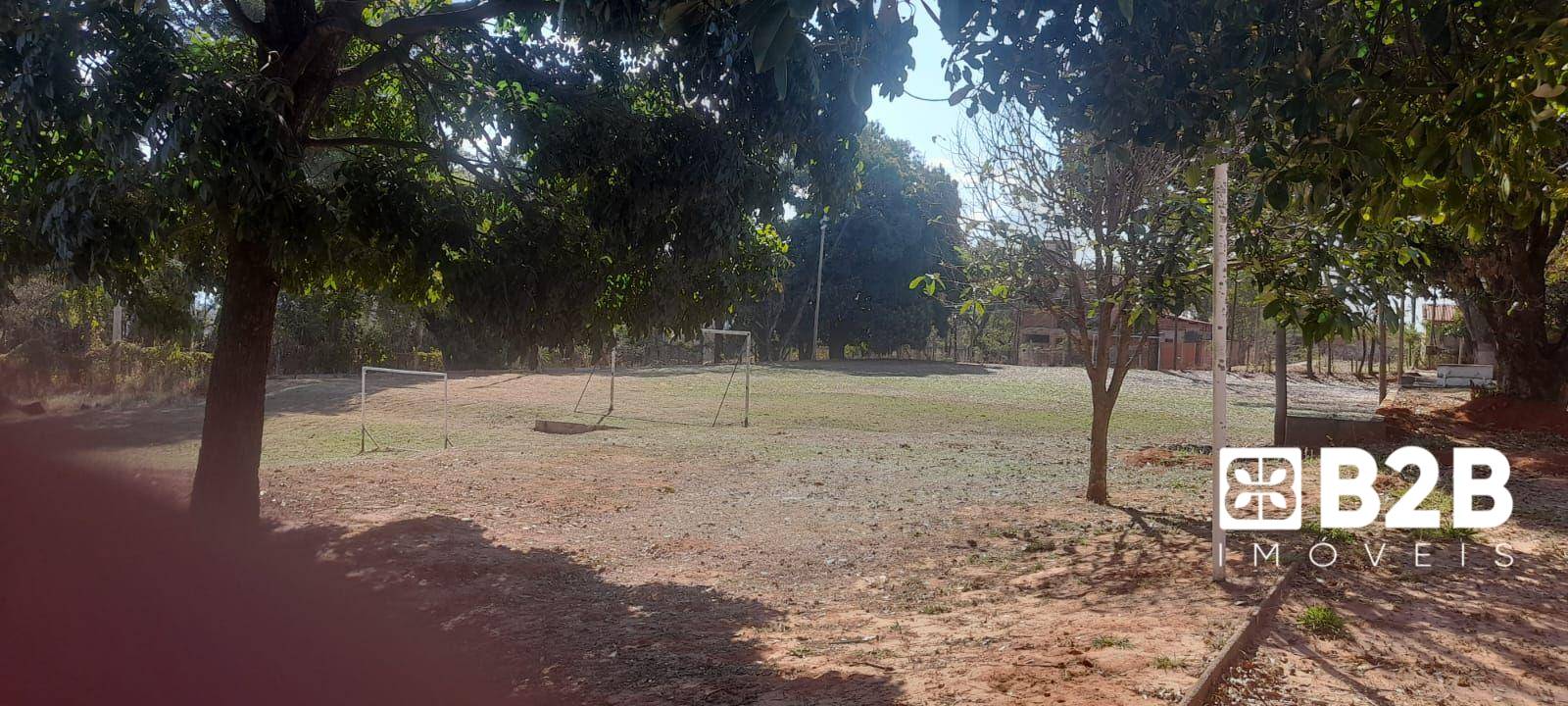 Chácara, 8 quartos, 7498 m² - Foto 1