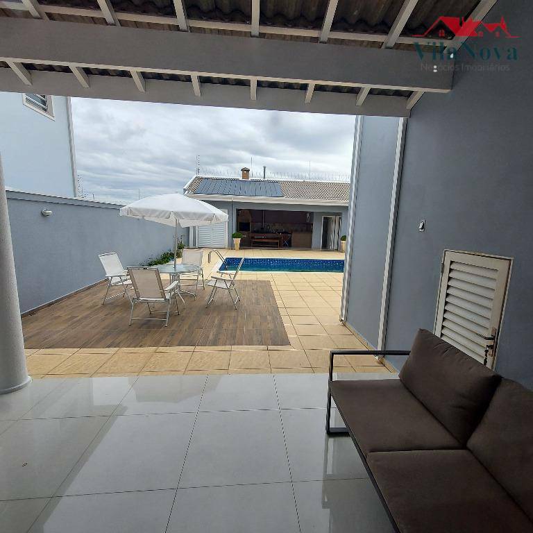 Casa de Condomínio à venda com 4 quartos, 305m² - Foto 17