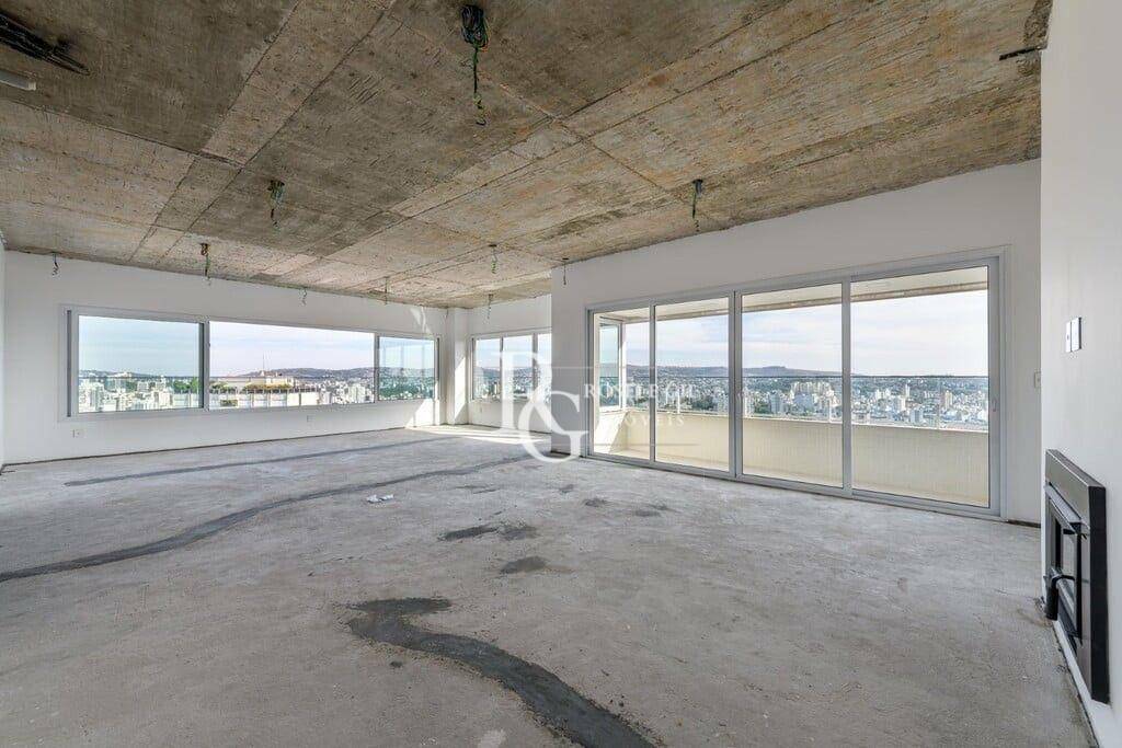 Apartamento à venda com 4 quartos, 257m² - Foto 2