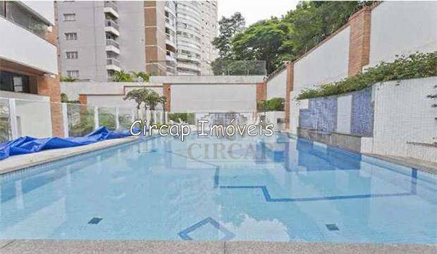 Apartamento para alugar com 3 quartos, 170m² - Foto 23