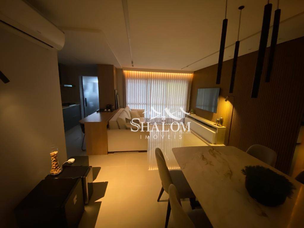 Apartamento à venda com 3 quartos, 112m² - Foto 4