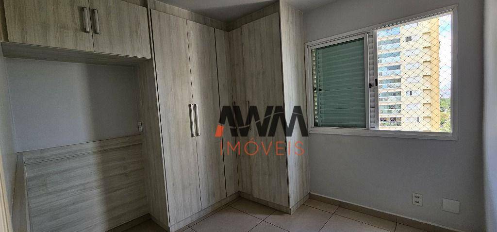 Apartamento à venda com 3 quartos, 87m² - Foto 3