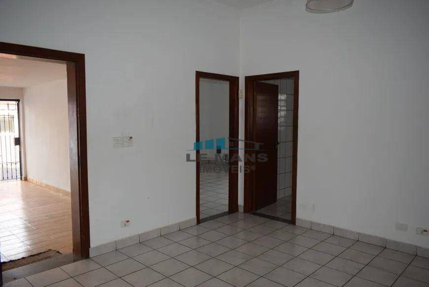 Casa à venda com 6 quartos, 248m² - Foto 12