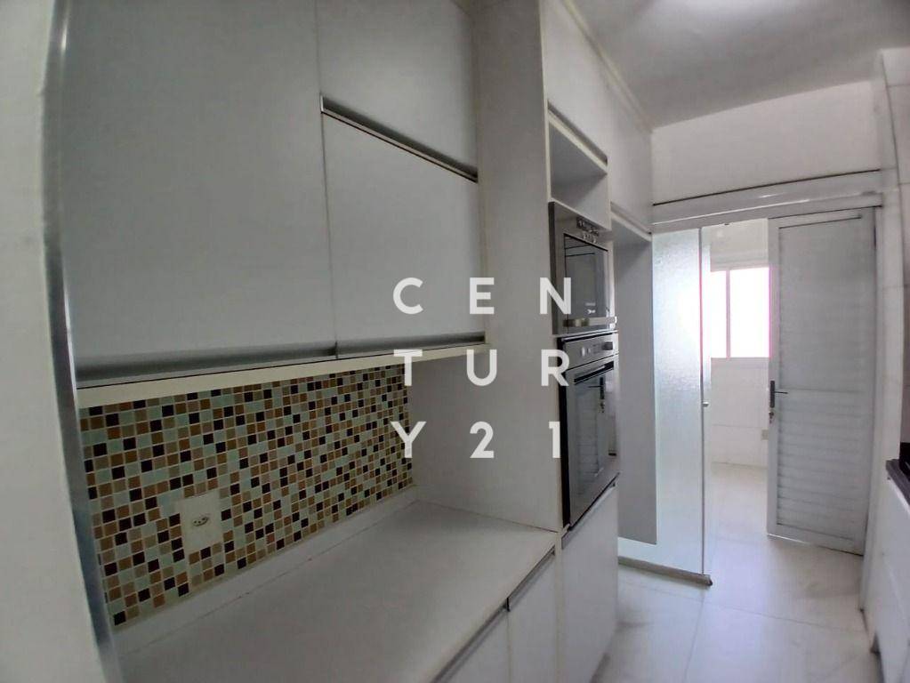 Apartamento à venda com 3 quartos, 95m² - Foto 13