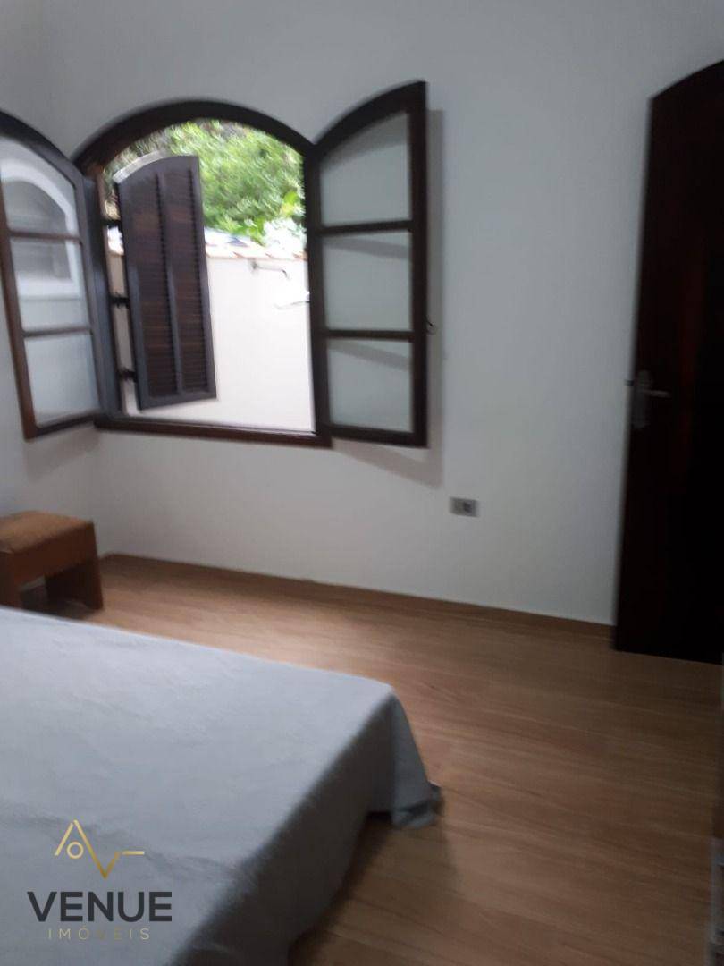 Sobrado à venda com 2 quartos, 200m² - Foto 21