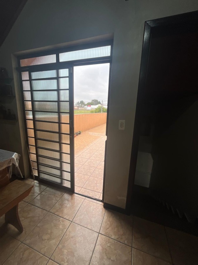 Casa à venda com 2 quartos, 221m² - Foto 12