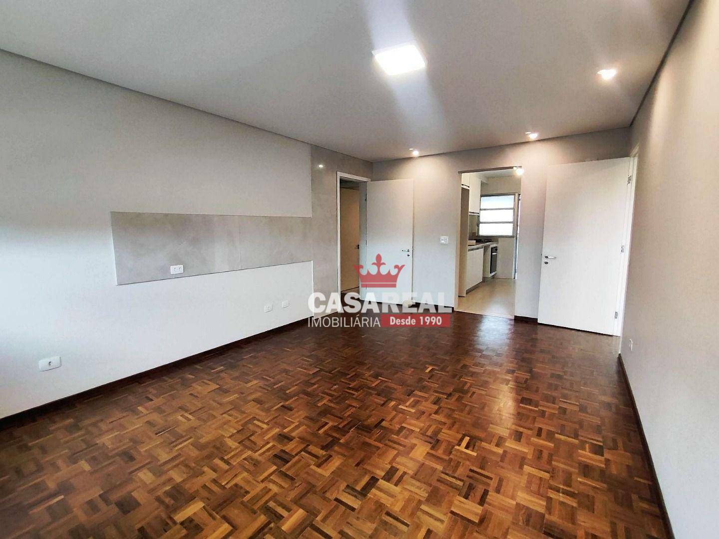 Apartamento à venda com 3 quartos, 201m² - Foto 9