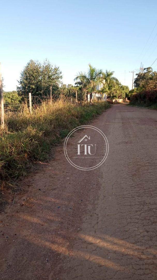 Chácara à venda com 2 quartos, 230m² - Foto 4